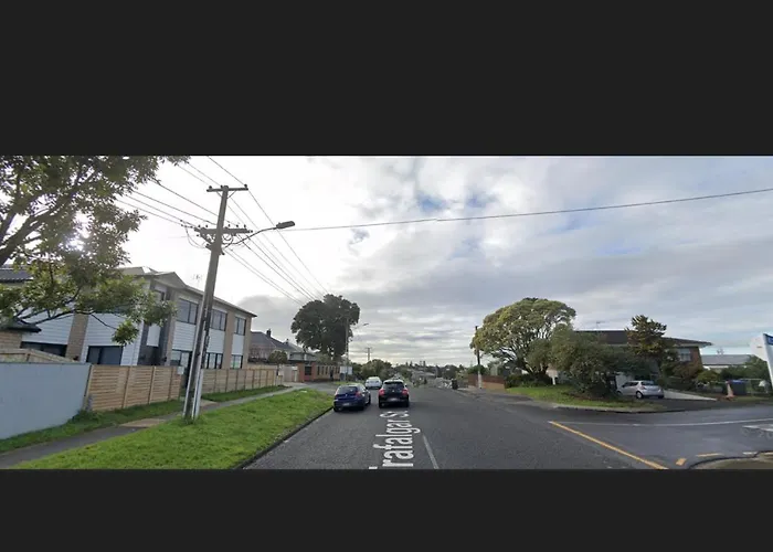 Trafalgar Place