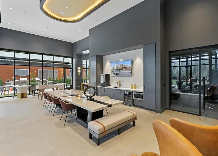 Hotel near College: Whyhotel By Placemakr, Columbia