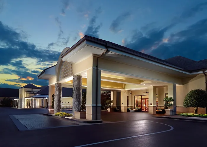 Boutique hotel only: Atlanta Evergreen Lakeside Resort