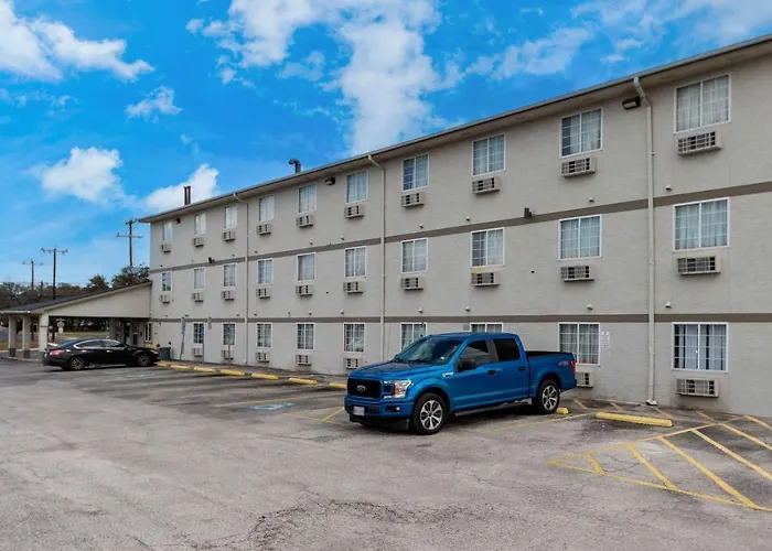 Express Inn & Suites Near Seaworld - Medical Center