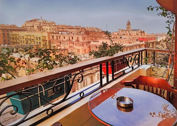 Hotel near College: Cairo House Hostel