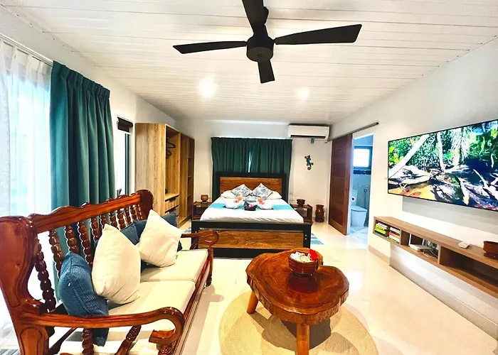 Le Port Guest House