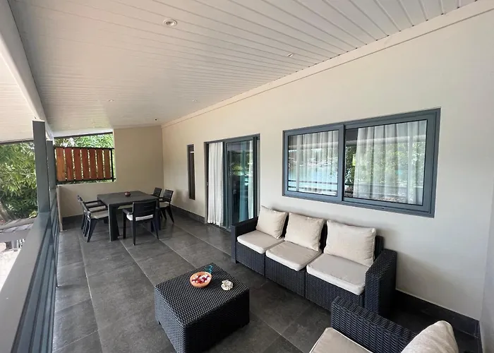 Le Port Guest House