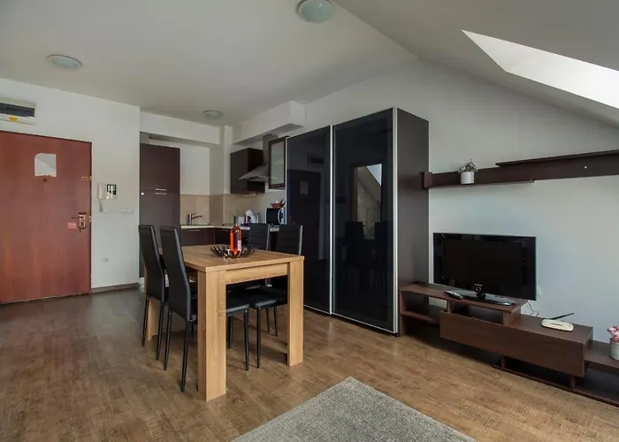Mango Apartments