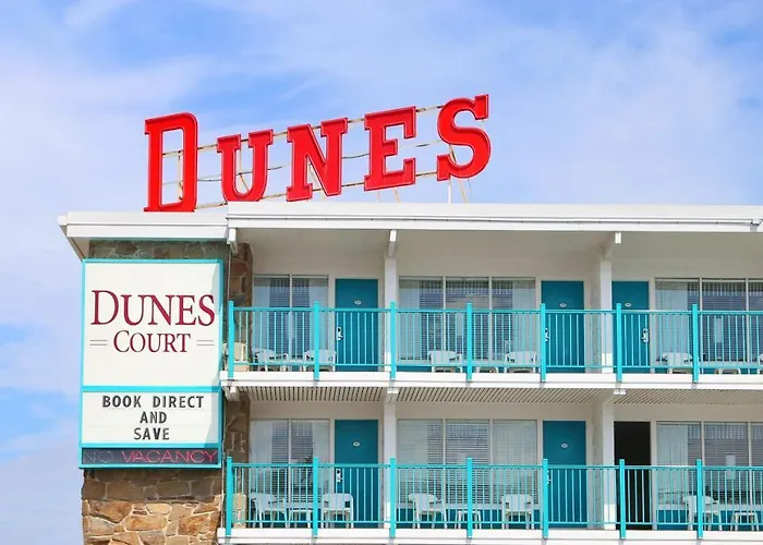 Dog friendly hotels Dunes Court