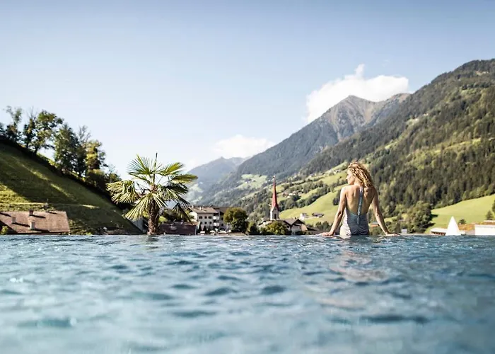  Stroblhof Active Family Spa Resort