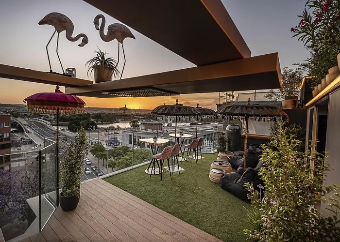 On Suites Sevilla s (Adults Only)