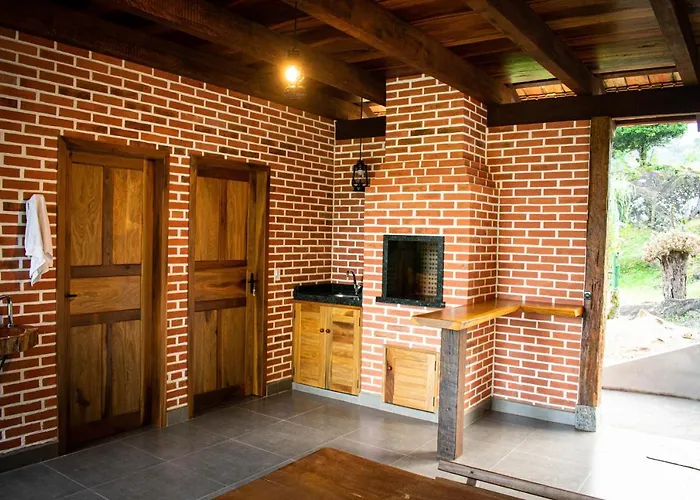 Recanto Kuglin, Casa Enxaimel junto a natureza