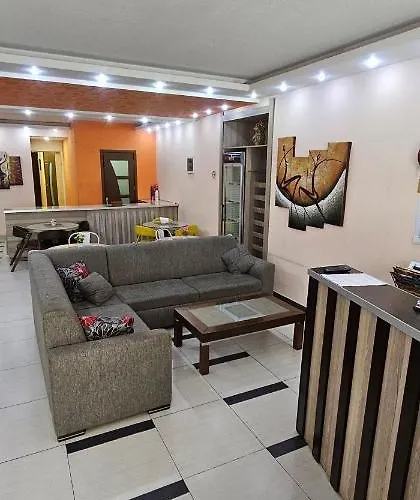 Almeto Hotel & Rooms