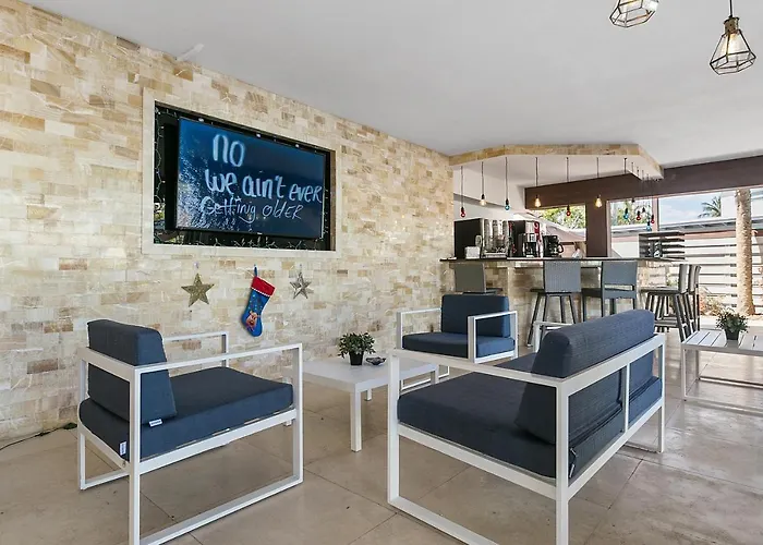 Deco Boutique Hotel