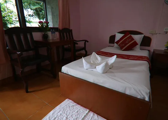 Coconut House Resort