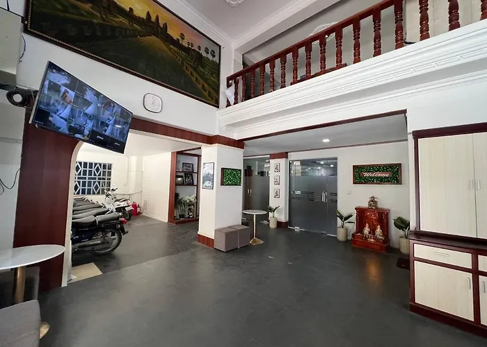 Empire House, Phnom Penh
