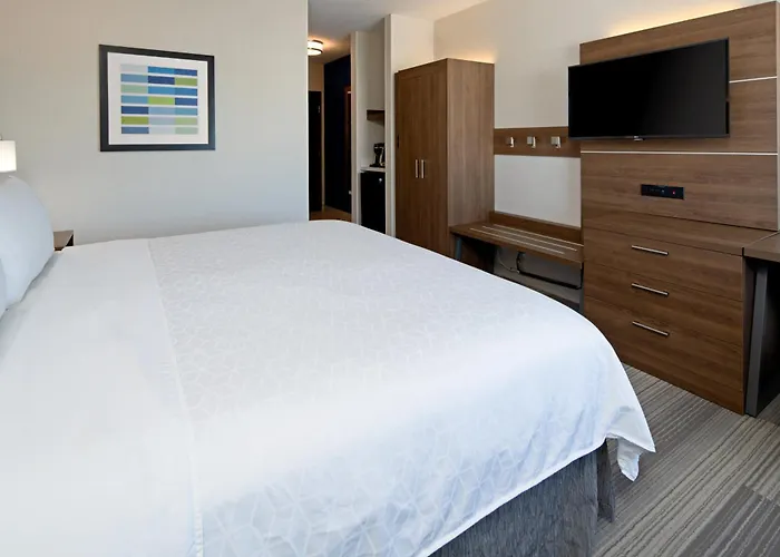 Holiday Inn Express Los Angeles Lax Airport By Ihg