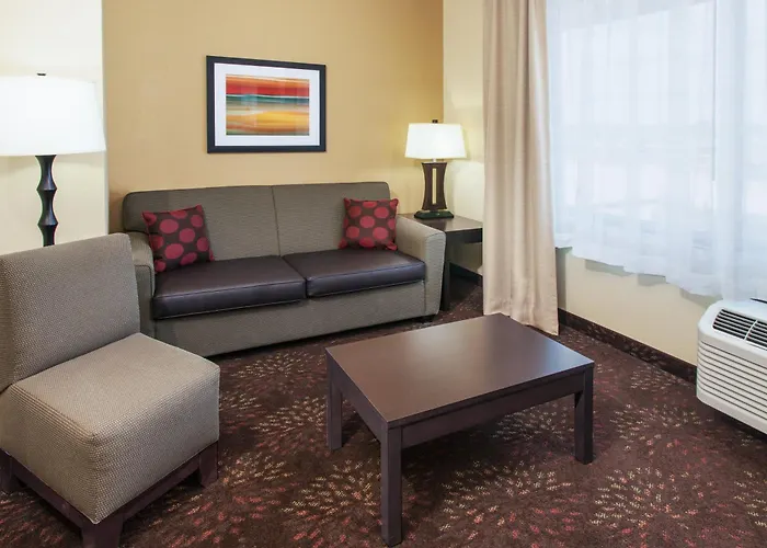 Holiday Inn Express & Suites Sandusky By Ihg