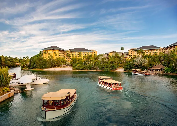 Luxury hotel only: Universal'S Loews Royal Pacific Resort