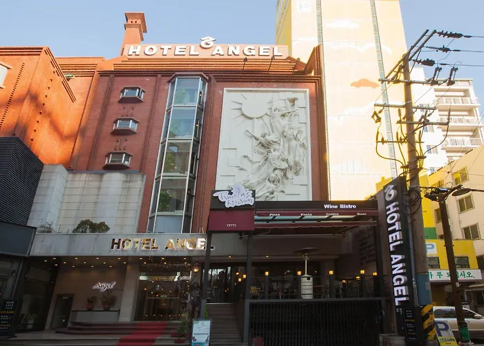 Angel Hotel