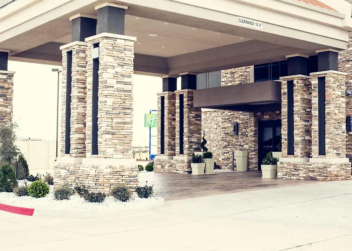 Hot Tub in Room Holiday Inn Express & Suites Oklahoma City Southeast - I-35 By Ihg