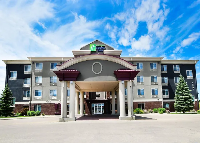 Holiday Inn Express & Suites Grand Forks By Ihg