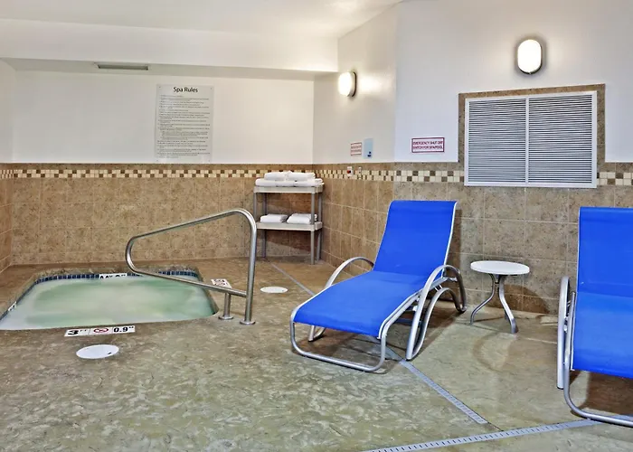 Holiday Inn Express & Suites Vancouver Mall-Portland Area By Ihg