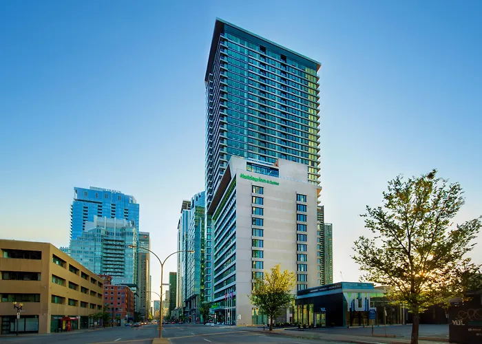 Holiday Inn & Suites - Montreal Centre-Ville Ouest By Ihg