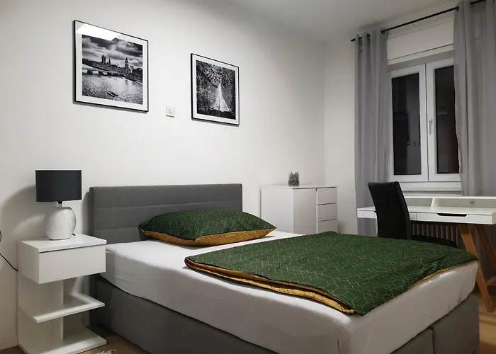 Swan Rooms