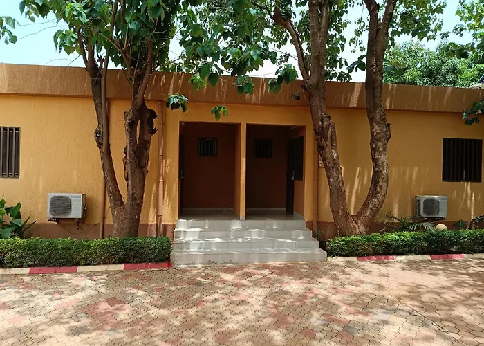 Sarada Hotel