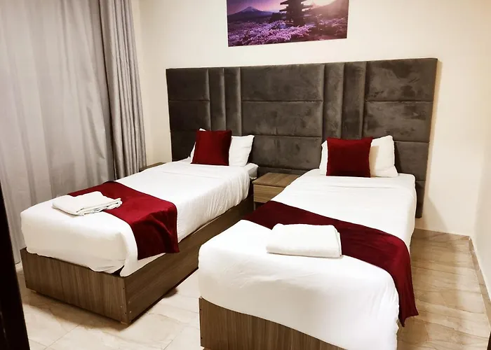 Golden Plaza Hotel