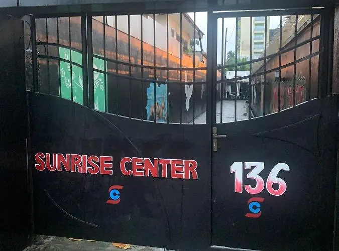 Sunrise Center Bonapriso
