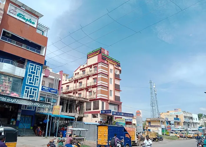Hotel Everest Residency
