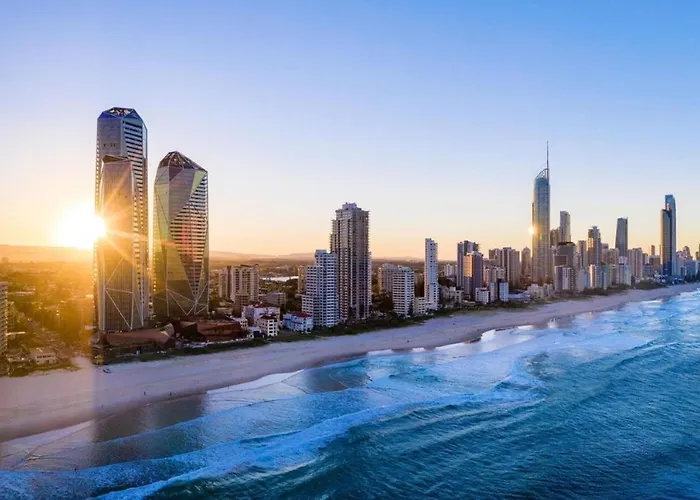 Deluxe Twin Studio In Surfers Paradise - Coasthm
