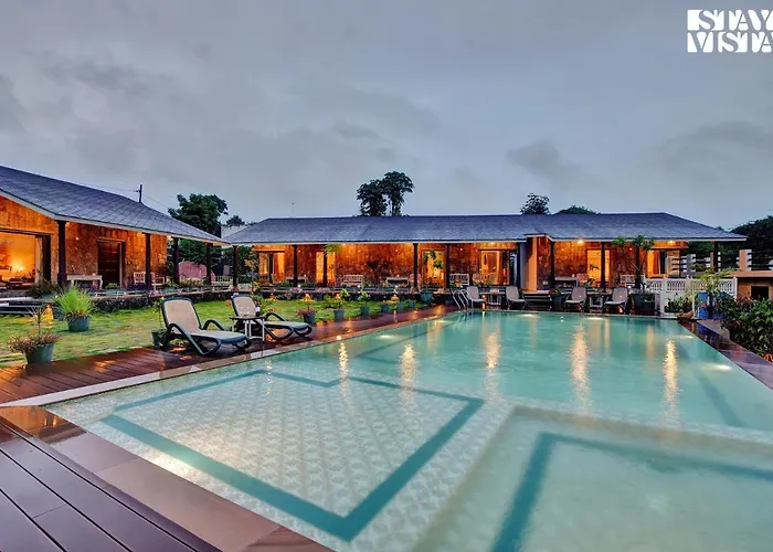 Stayvista At The Earthen Boutique With Spacious Pool, Terrace, Lawn & Games