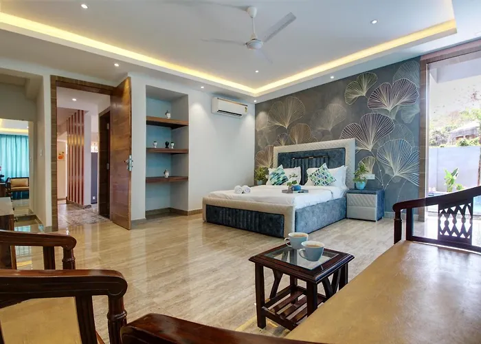 Vacation rental: Euphoria Luxury Villa - 5Bhk - Private Pool - Jacuzzi, Baga