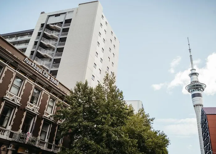 Family Hotel: Auckland City Hotel - Hobson St