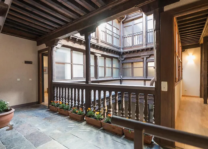 Casa De Los Mozárabes El Greco Collection