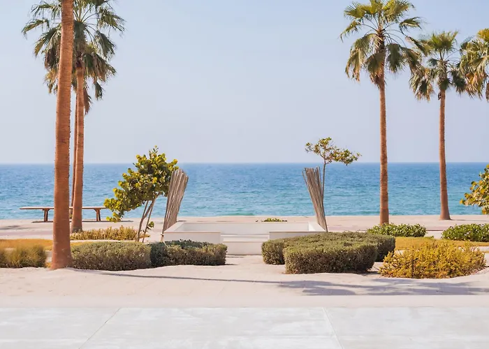 Nikki Beach & Spa Dubai