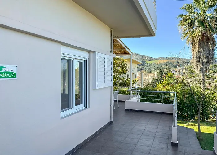 Albergue Villa Adam
