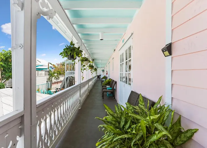 The Palms Hotel