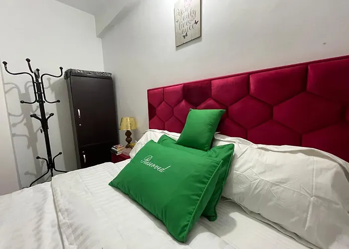 Hyatt Aryana Guesthouse 1