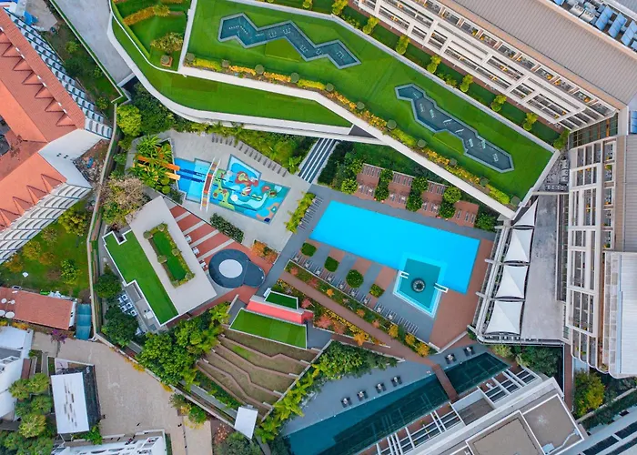Hotel: The Sense Deluxe