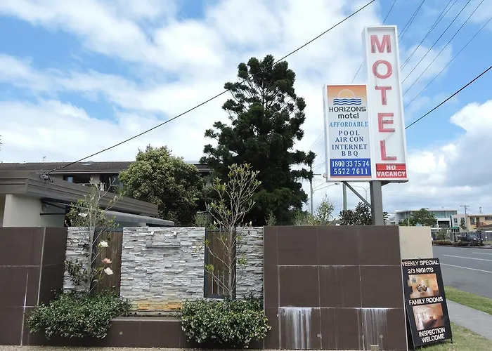 Motel: Horizons Motel