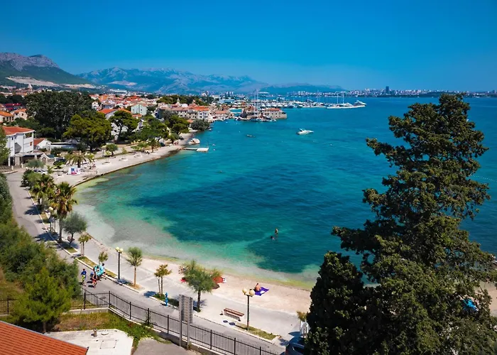 Villa Olea-With Pool, Sea View, Near Split Airport