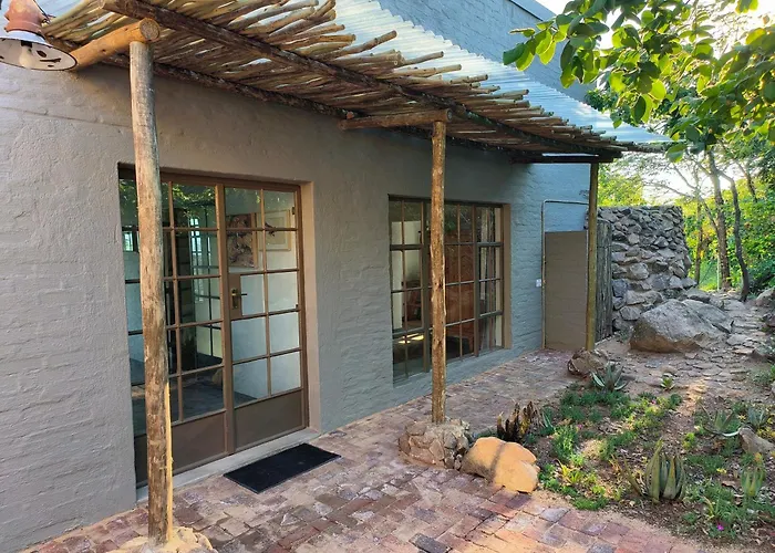 Family Hotel: Eloff Guest House And Gallery