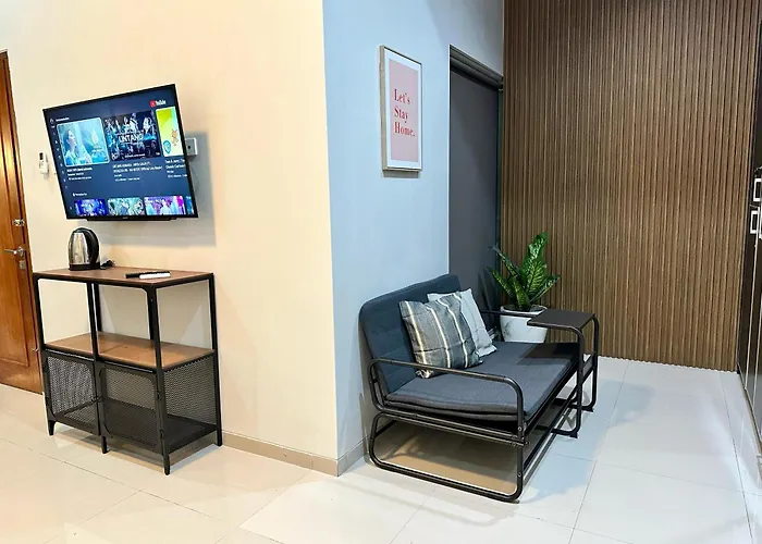 Cendhani Raras Gallery