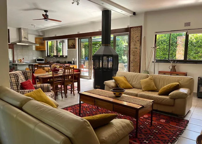 Vacation rental: Santika Villa Stellenbosch