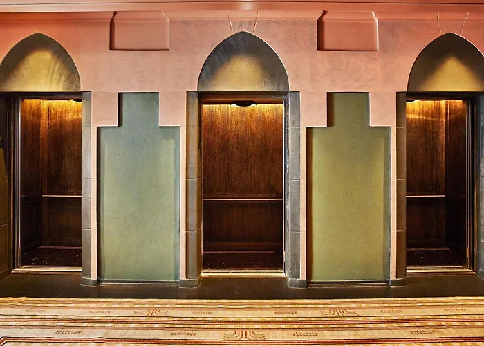 5 star hotel: Downtown Los Angeles Proper Hotel, A Member Of Design Hotels