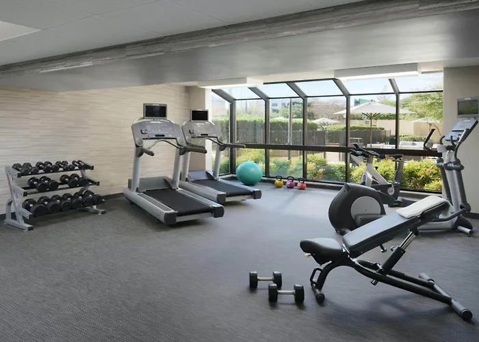 Sonesta Select Dallas Central Expressway