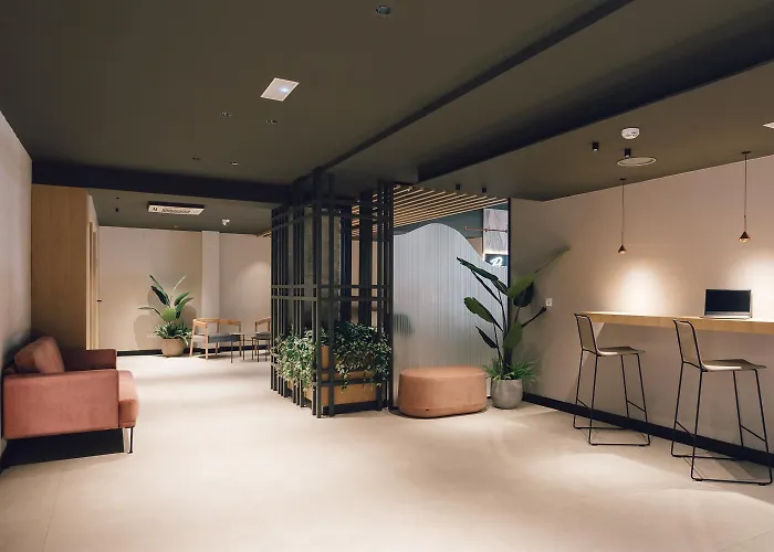  Palau Suites & Apartments