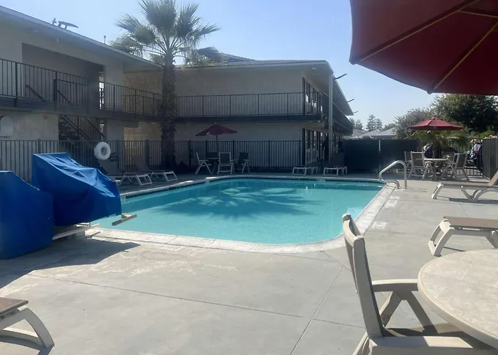 Motel 6-Tulare, Ca