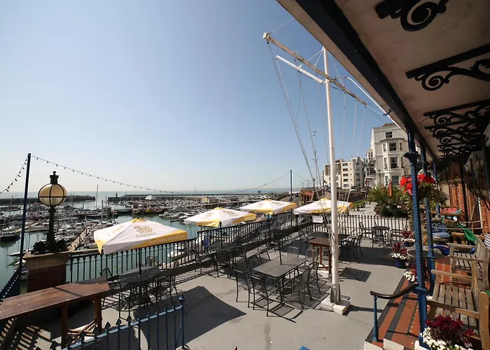 Royal Temple Yacht Club
