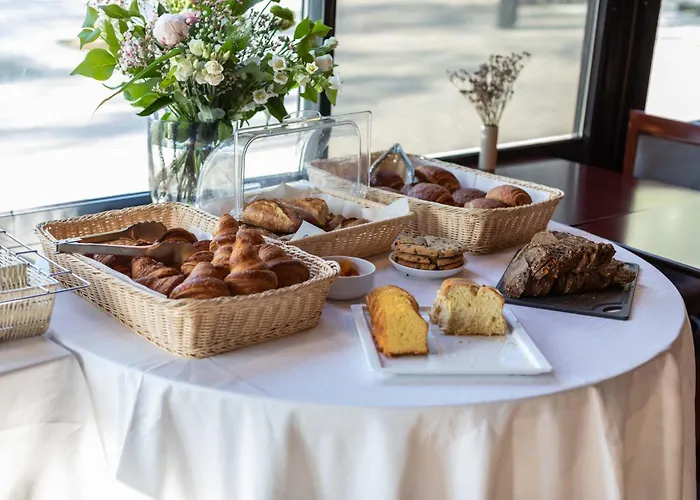 Central hotel: Le Paris Brest Hotel